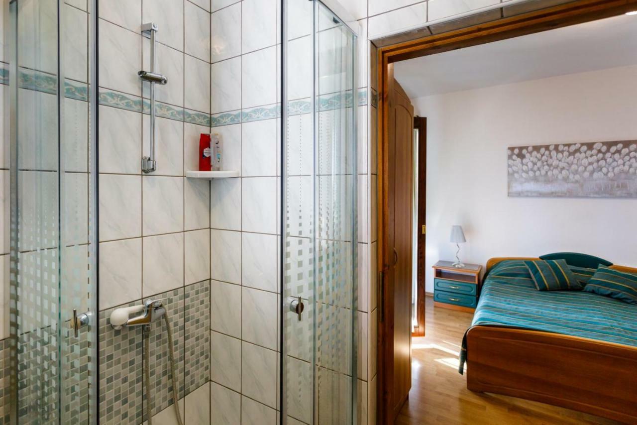Rooms Mimi Krk Town Luaran gambar